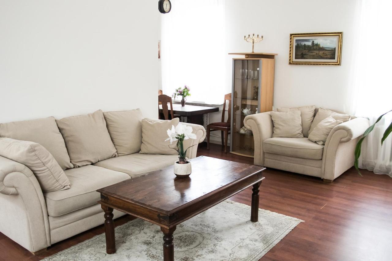 Vintage Style Spacious Apartment Клайпеда Екстериор снимка
