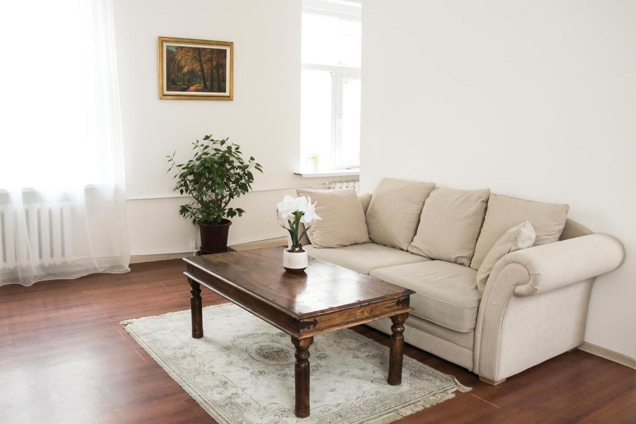 Vintage Style Spacious Apartment Клайпеда Екстериор снимка
